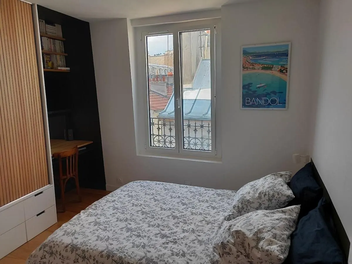 Pere Corentin - Ci - Bright Apt For 2Pers At Porte D'Orleans, 14E 파리 아파트